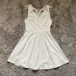 Altar’d State, Women’s White dress, Lace back, A-line Fit, Size Medium, New